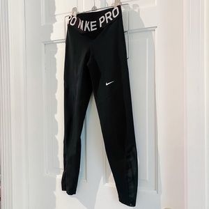 Nike Pro / XS / 7/8 leggings